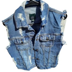 NWT Wild Fable Denim Blue Jean Vest Distressed Button Front Sleeveless Size XS